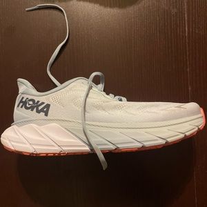Size 8.5 Hoka running shoes, new without tags